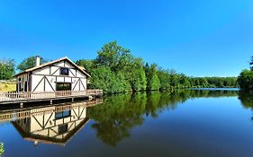 Le Chalet Du Moulin De Lapeyre